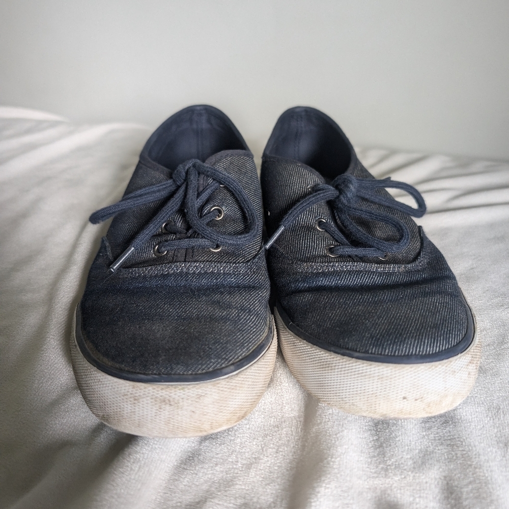 Men's boat shoe